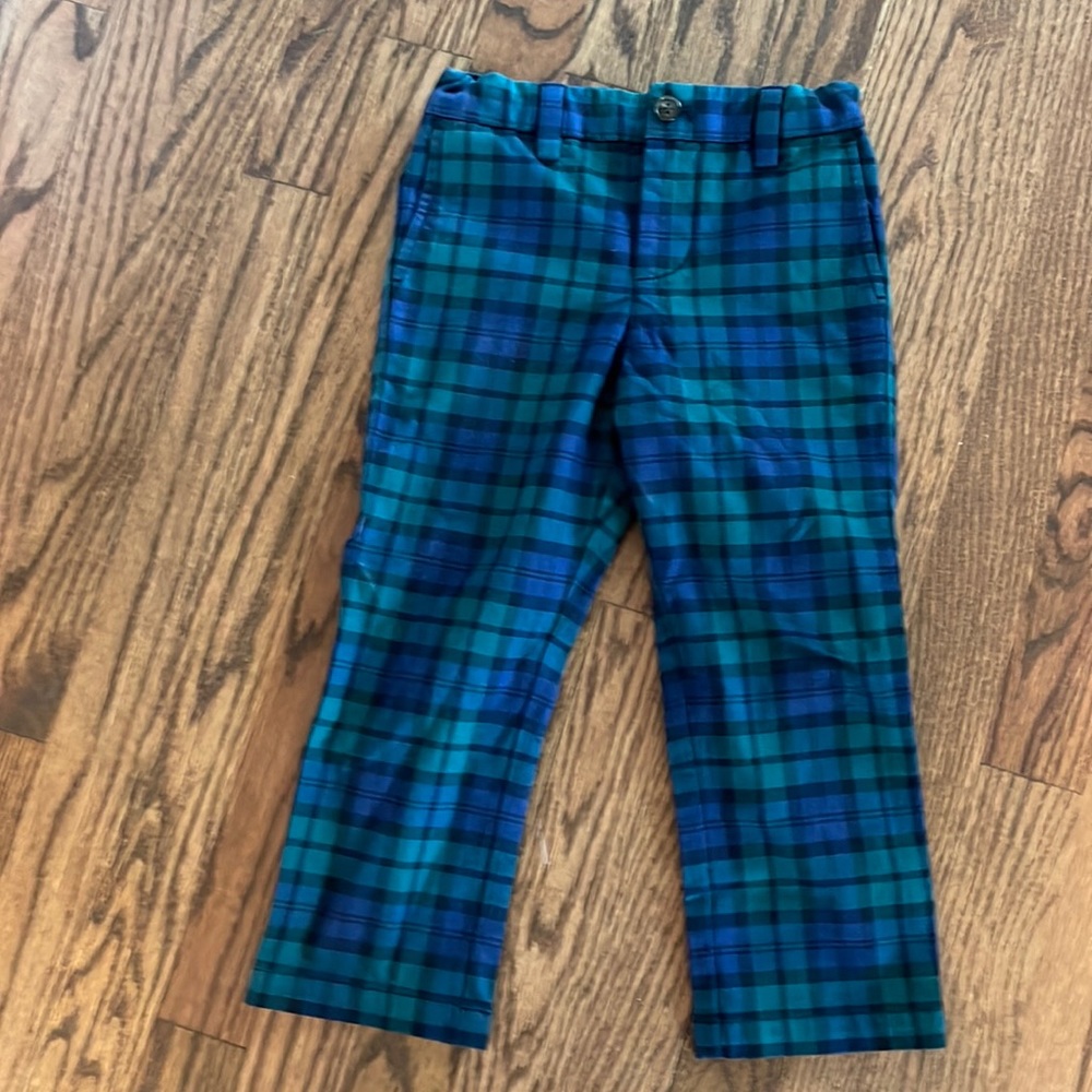 Vineyard Vines boys black watch pants in great condition